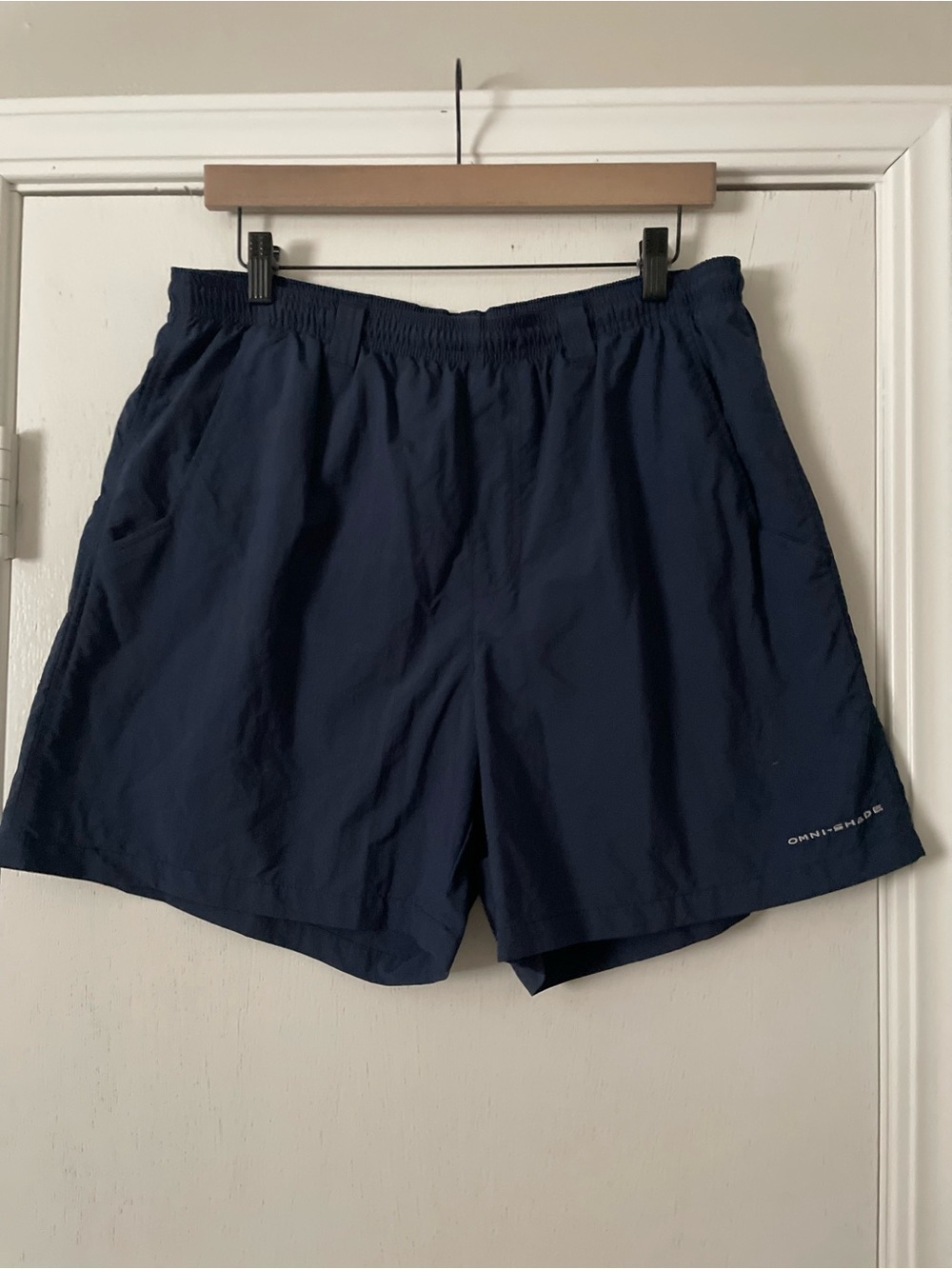 Columbia Lightweight Mesh-Lined Navy Swim/Active Shorts